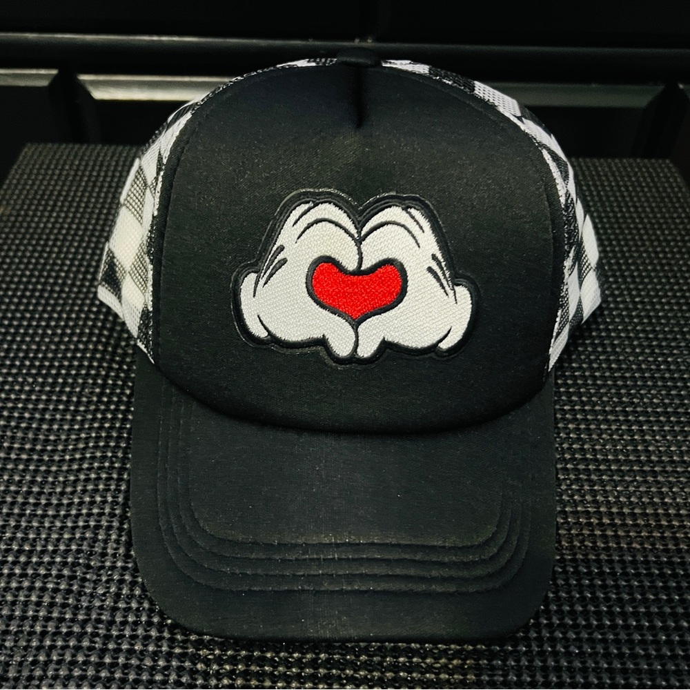 Black & Checkered Board Trucker Hat with Disney Heart